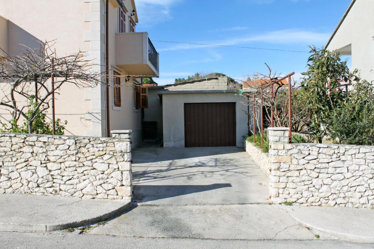 Apartments With A Parking Space Supetar, Brac - 6037 Esterno foto