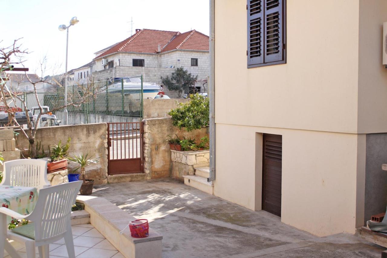 Apartments With A Parking Space Supetar, Brac - 6037 Esterno foto